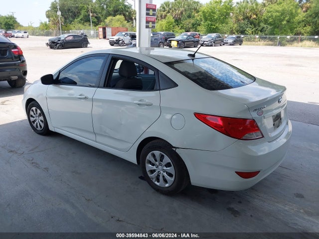Hyundai ACCENT SE 2016 KMHCT4AE2GU021260 Image 3