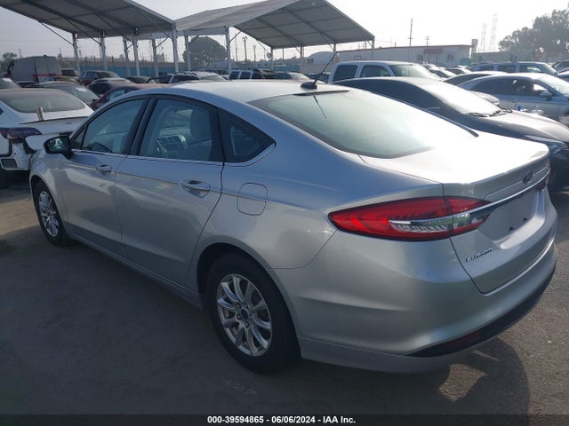 Ford FUSION S 2017 3FA6P0G76HR171149 Image 3