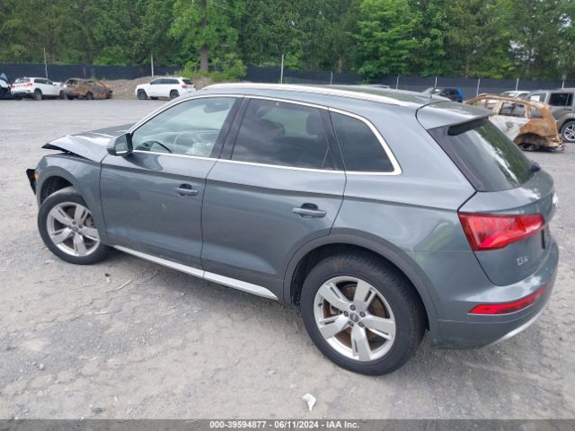 WA1BNAFY5J2149663 Audi Q5 2.0t Premium/2.0t Tech Premium