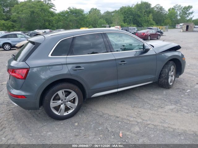 WA1BNAFY5J2149663 Audi Q5 2.0t Premium/2.0t Tech Premium