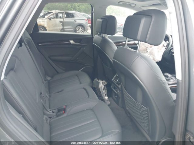 WA1BNAFY5J2149663 Audi Q5 2.0t Premium/2.0t Tech Premium