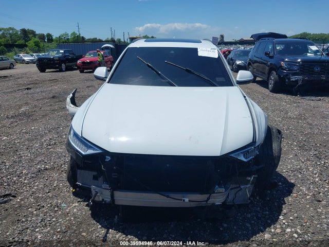 WA1EVAF15MD010996 Audi Q8 Premium Plus 55 Tfsi Quattro Tiptronic
