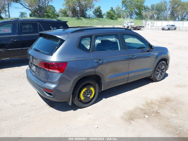 3VVAX7B24NM081260 Volkswagen Taos 1.5t S