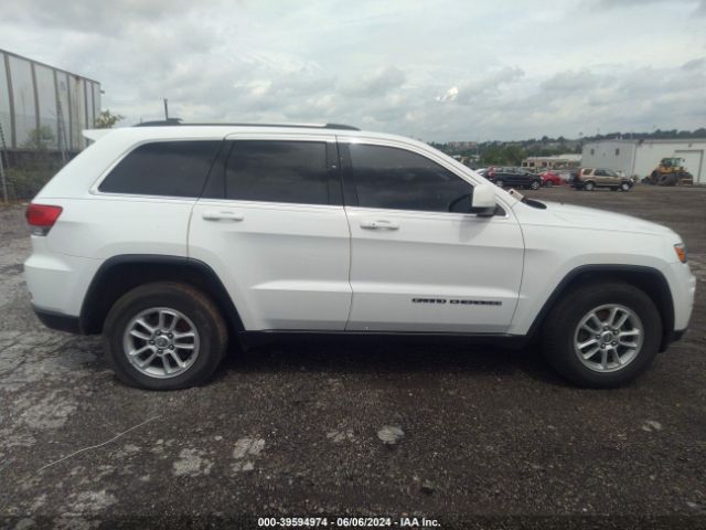 1C4RJEAG0KC832856 Jeep Grand Cherokee Laredo E 4x2