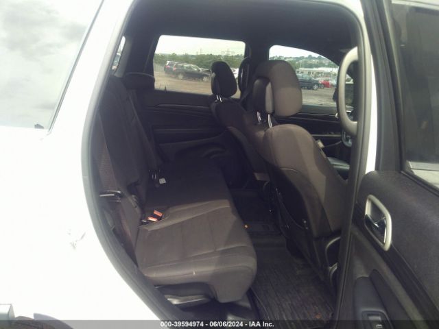 1C4RJEAG0KC832856 Jeep Grand Cherokee Laredo E 4x2