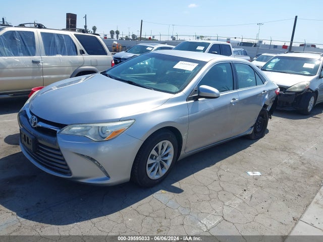 Toyota CAMRY LE 2015 4T1BF1FK8FU116047 Image 2