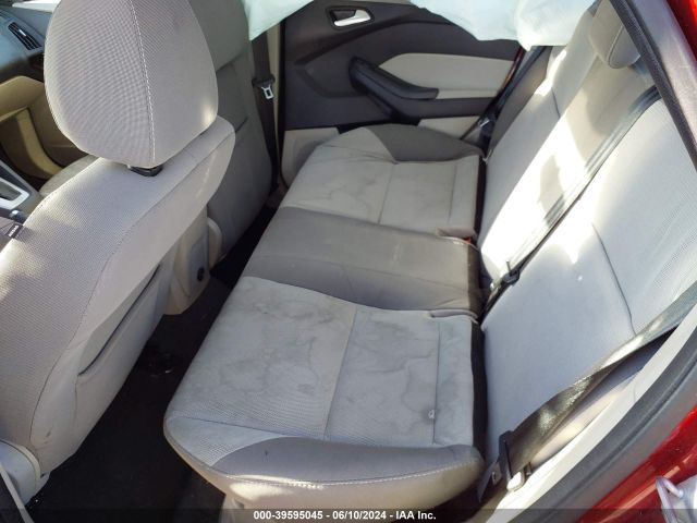 1FADP3F25EL138233 Ford FOCUS SE
