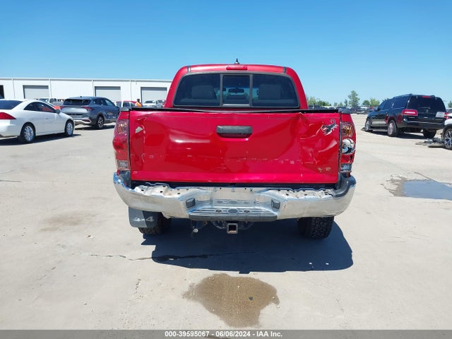 Toyota Tacoma Base V6 2015 3TMLU4EN6FM165117 Image 17