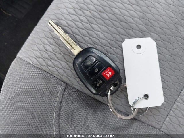 Toyota COROLLA LE 2016 2T1BURHE6GC531303 Image 11