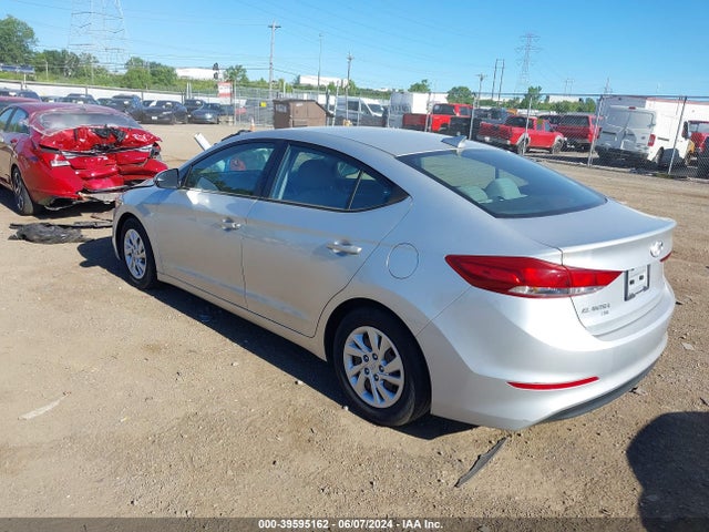 Hyundai ELANTRA SE 2017 5NPD74LF7HH212056 Image 3