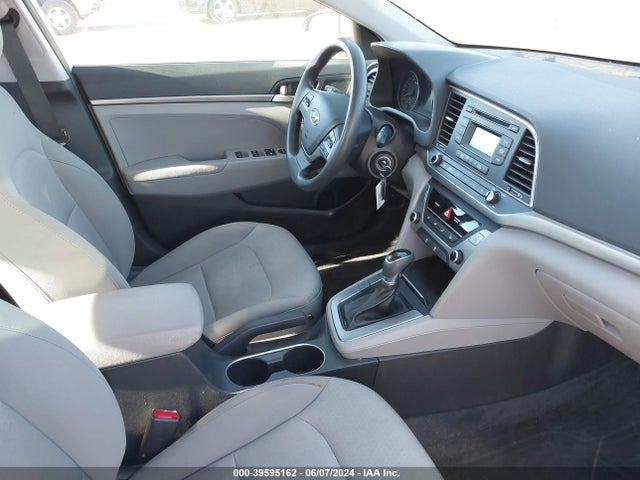 Hyundai ELANTRA SE 2017 5NPD74LF7HH212056 Image 5
