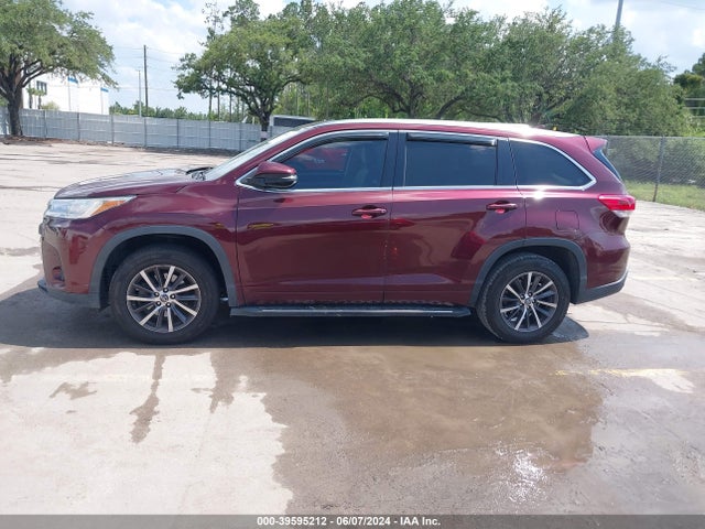 Toyota Highlander Xle 2017 5TDKZRFH4HS220380 Image 14