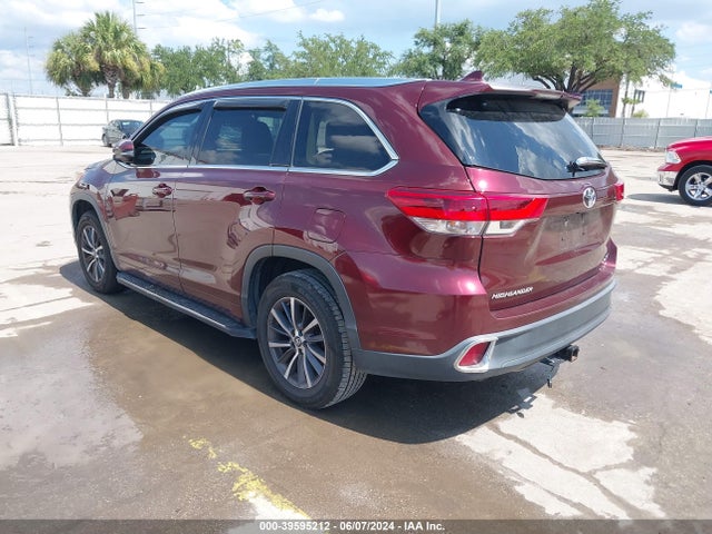 Toyota Highlander Xle 2017 5TDKZRFH4HS220380 Image 3