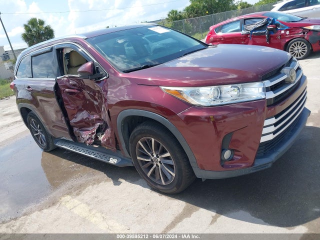 Toyota Highlander Xle 2017 5TDKZRFH4HS220380 Image 6