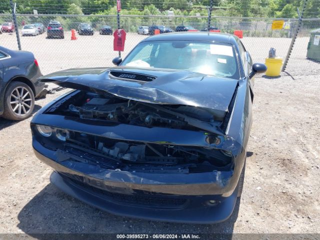 2C3CDZBT4KH538975 Dodge Challenger R/t