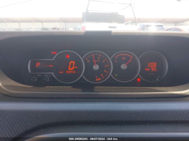 JTLZE4FE4EJ063613 Scion XB