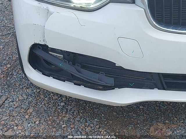 BMW 320i 2018 WBA8E1G59JNU91407 Image 12