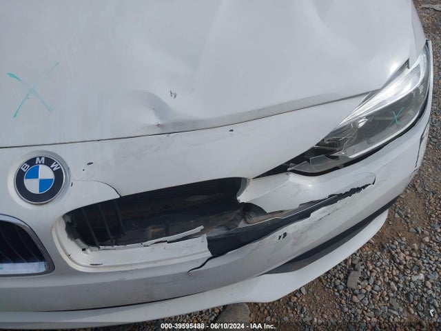 BMW 320i 2018 WBA8E1G59JNU91407 Image 19