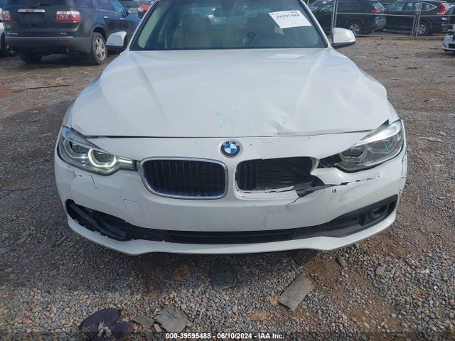 BMW 320i 2018 WBA8E1G59JNU91407 Image 6