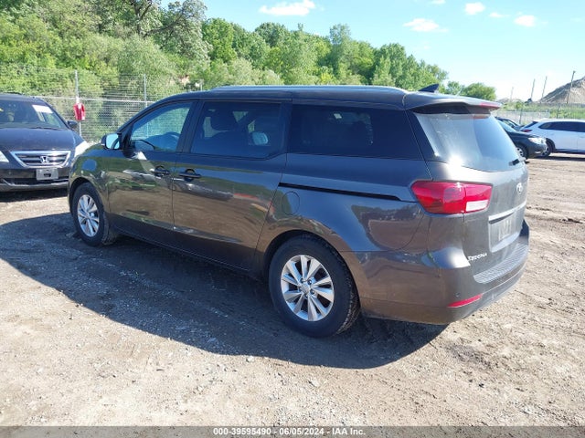 KIA SEDONA LX 2016 KNDMB5C15G6088399 Image 3