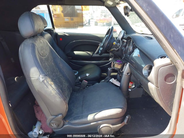 2006 MINI COOPER WMWRF33526TG14621 Photo 4