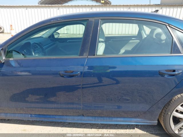 1VWAA7A35JC045628 Volkswagen Passat 2.0t R-line/2.0t S