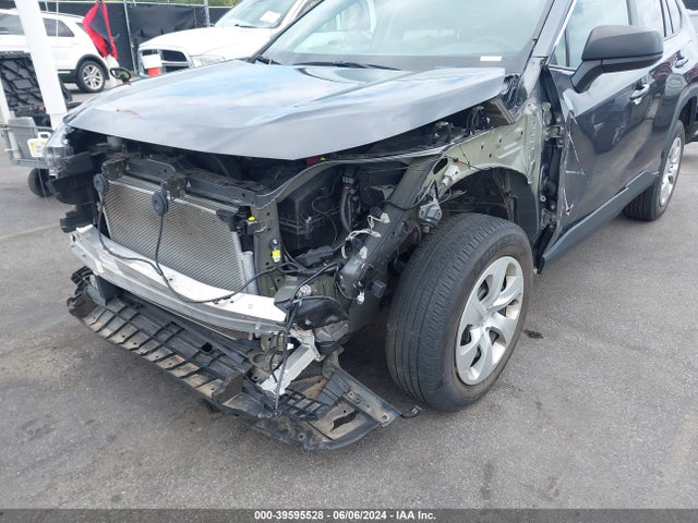Toyota RAV4 LE 2020 2T3F1RFV6LW114180 Image 6