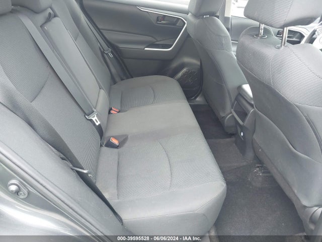 Toyota RAV4 LE 2020 2T3F1RFV6LW114180 Image 8