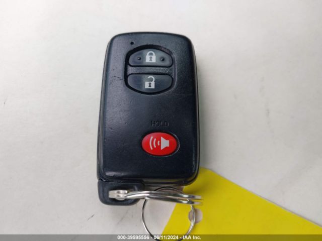 JTDKN3DU9F1902349 Toyota Prius Two