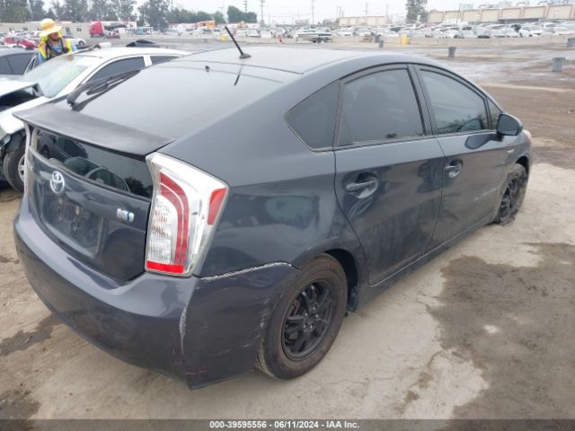 JTDKN3DU9F1902349 Toyota Prius Two