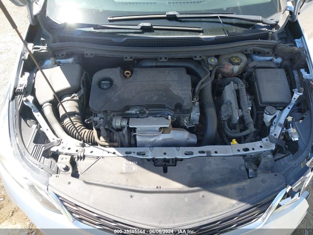 Chevrolet Cruze Lt Auto 2018 1G1BE5SM7J7208479 Image 10