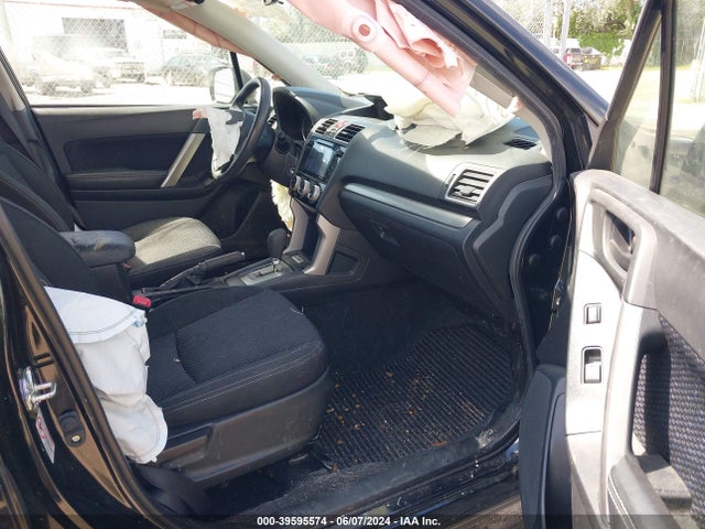 JF2SJAEC3JH526139 Subaru Forester 2.5i Premium
