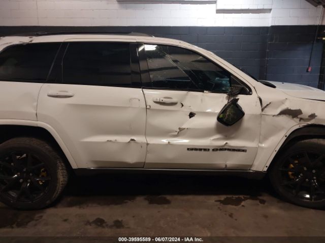 1C4RJFBG7JC156926 Jeep Grand Cherokee Sterling Edition 4x4