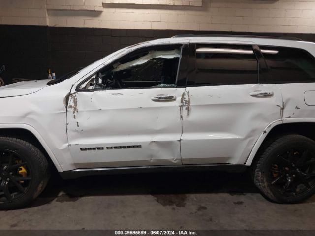 1C4RJFBG7JC156926 Jeep Grand Cherokee Sterling Edition 4x4