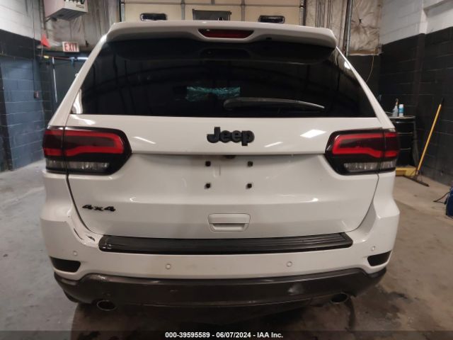 1C4RJFBG7JC156926 Jeep Grand Cherokee Sterling Edition 4x4
