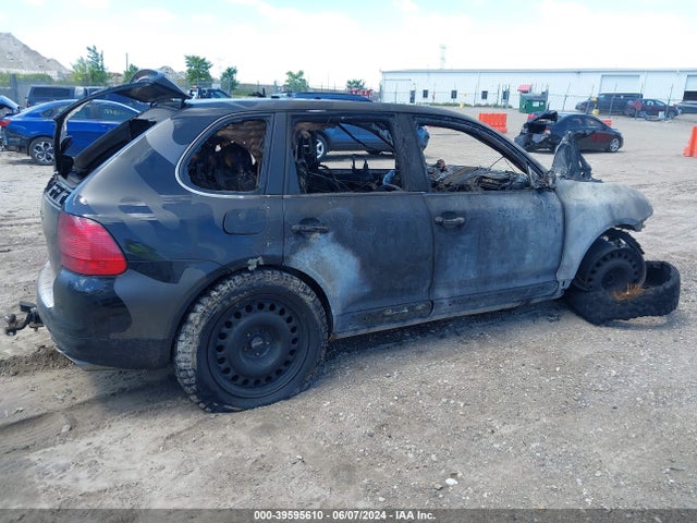 2004 PORSCHE CAYENNE WP1AC29P54LA92376 Photo 3