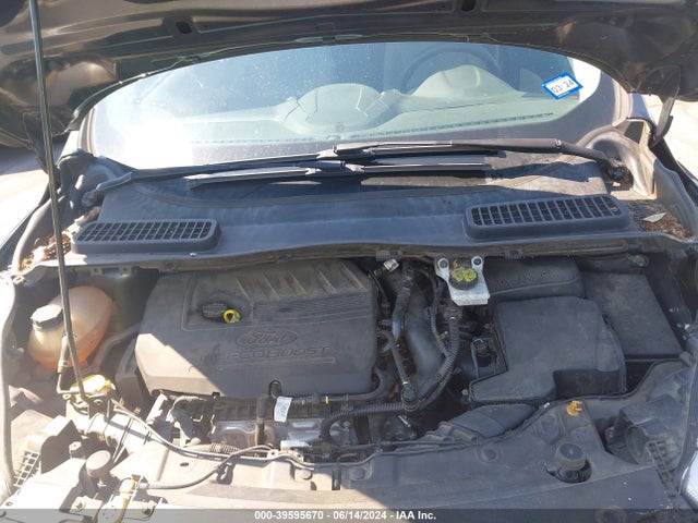 Ford ESCAPE SE 2017 1FMCU0GD4HUA31956 Image 10