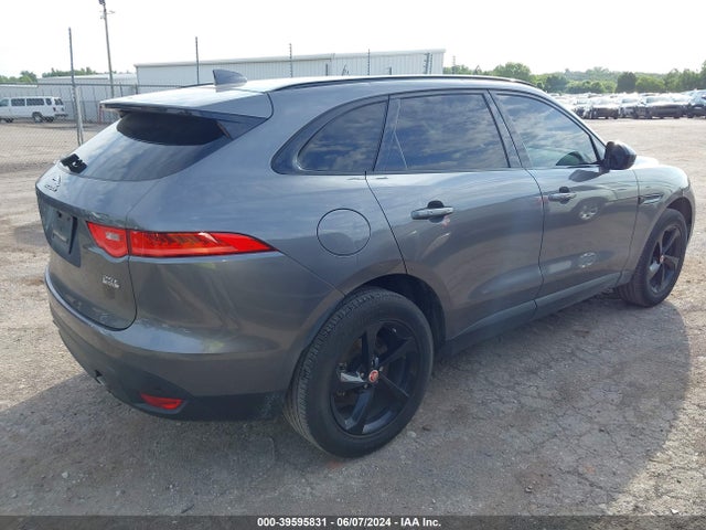 2019 JAGUAR F-PACE SADCK2FX9KA609869 Photo 3
