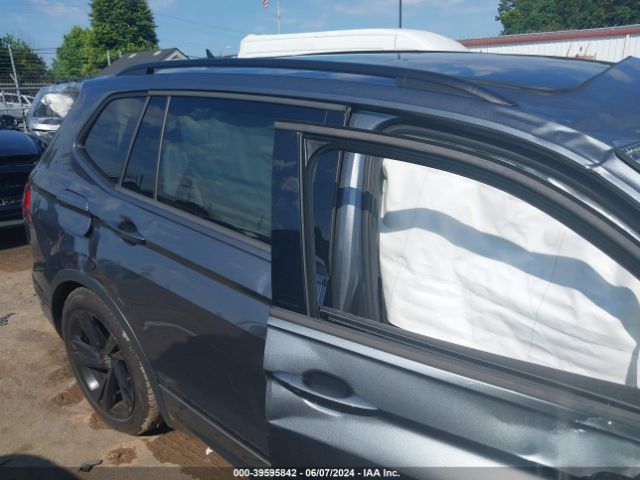 3VVCB7AX7RM028787 Volkswagen Tiguan 2.0t Se R-line Black