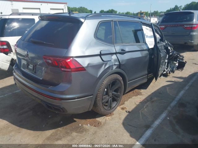 3VVCB7AX7RM028787 Volkswagen Tiguan 2.0t Se R-line Black