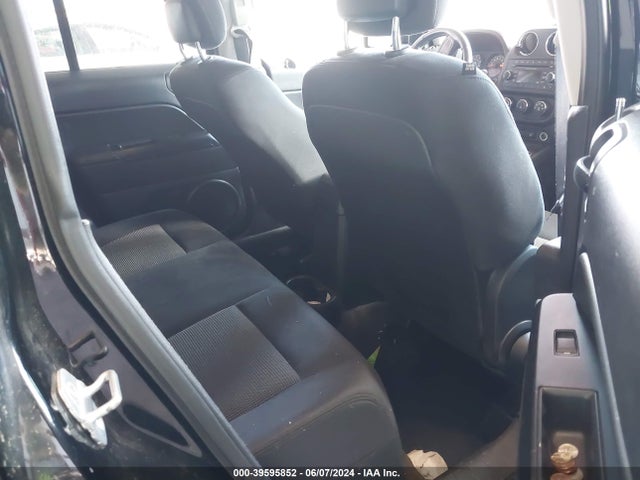Jeep Patriot Latitude 2014 1C4NJRFB1ED761104 Image 8
