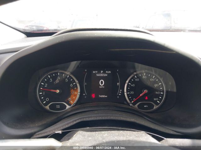ZACCJBATXGPE31285 Jeep Renegade Sport