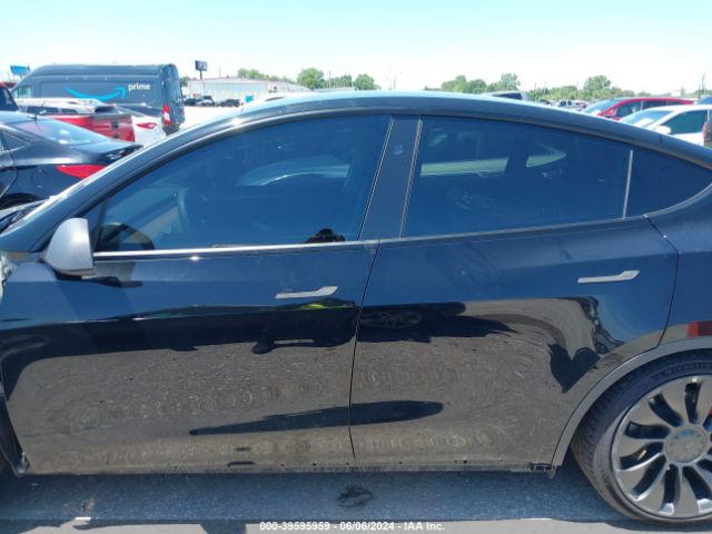 7SAYGDEF2PF957442 Tesla Model Y