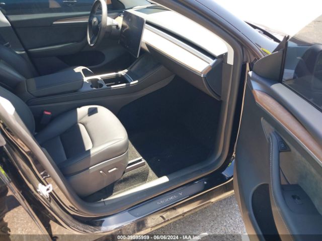 7SAYGDEF2PF957442 Tesla Model Y