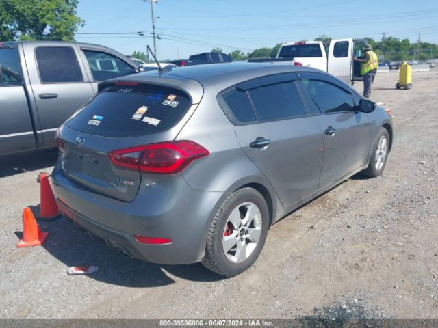 KNAFZ5A33G5561194 KIA FORTE SX