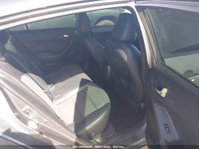 KNAFZ5A33G5561194 KIA FORTE SX