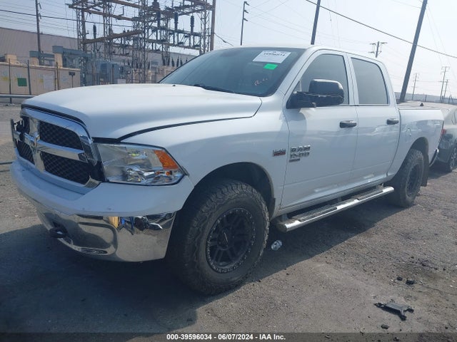1C6RR7KTXLS141364 RAM 1500 Classic Tradesman  4x4 5'7 Box