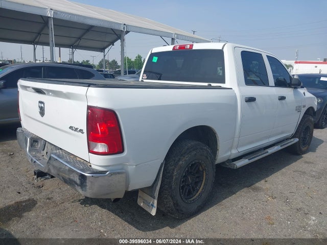 1C6RR7KTXLS141364 RAM 1500 Classic Tradesman  4x4 5'7 Box