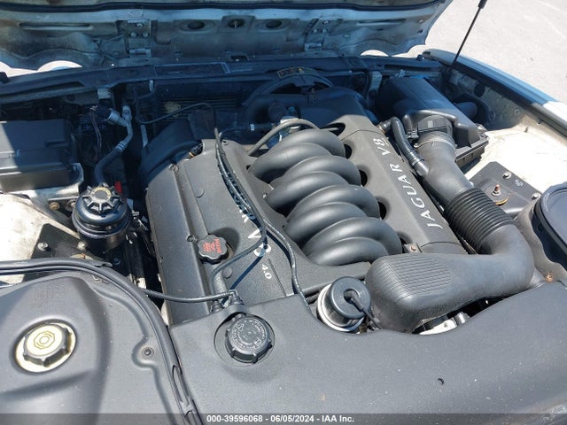 1998 JAGUAR XJ8 SAJKX6243WC841262 Photo 9