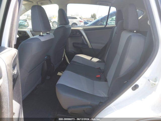 Toyota RAV4 LE 2015 2T3ZFREV5FW160006 Image 8
